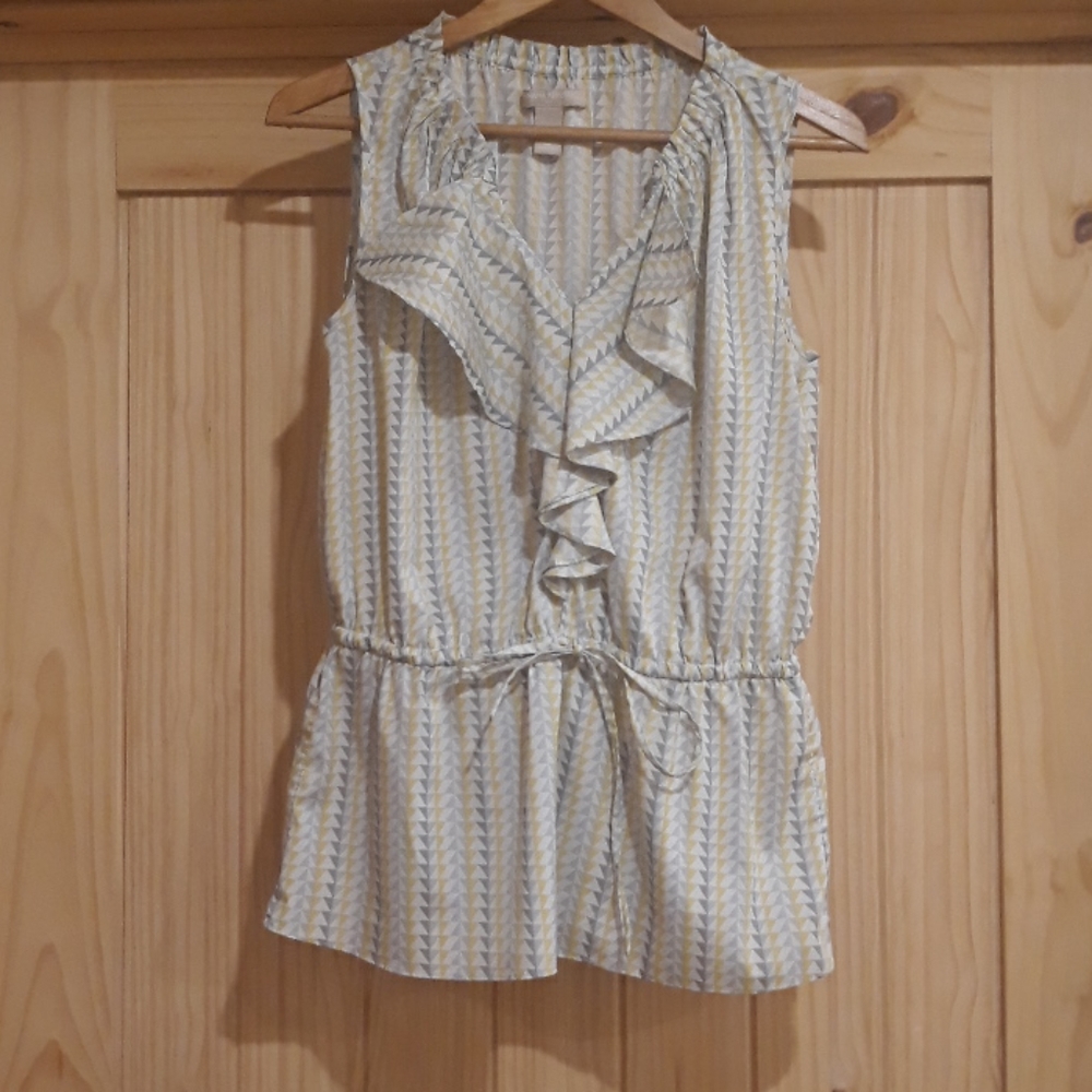 Banana Republic Blouse. Size Medium.